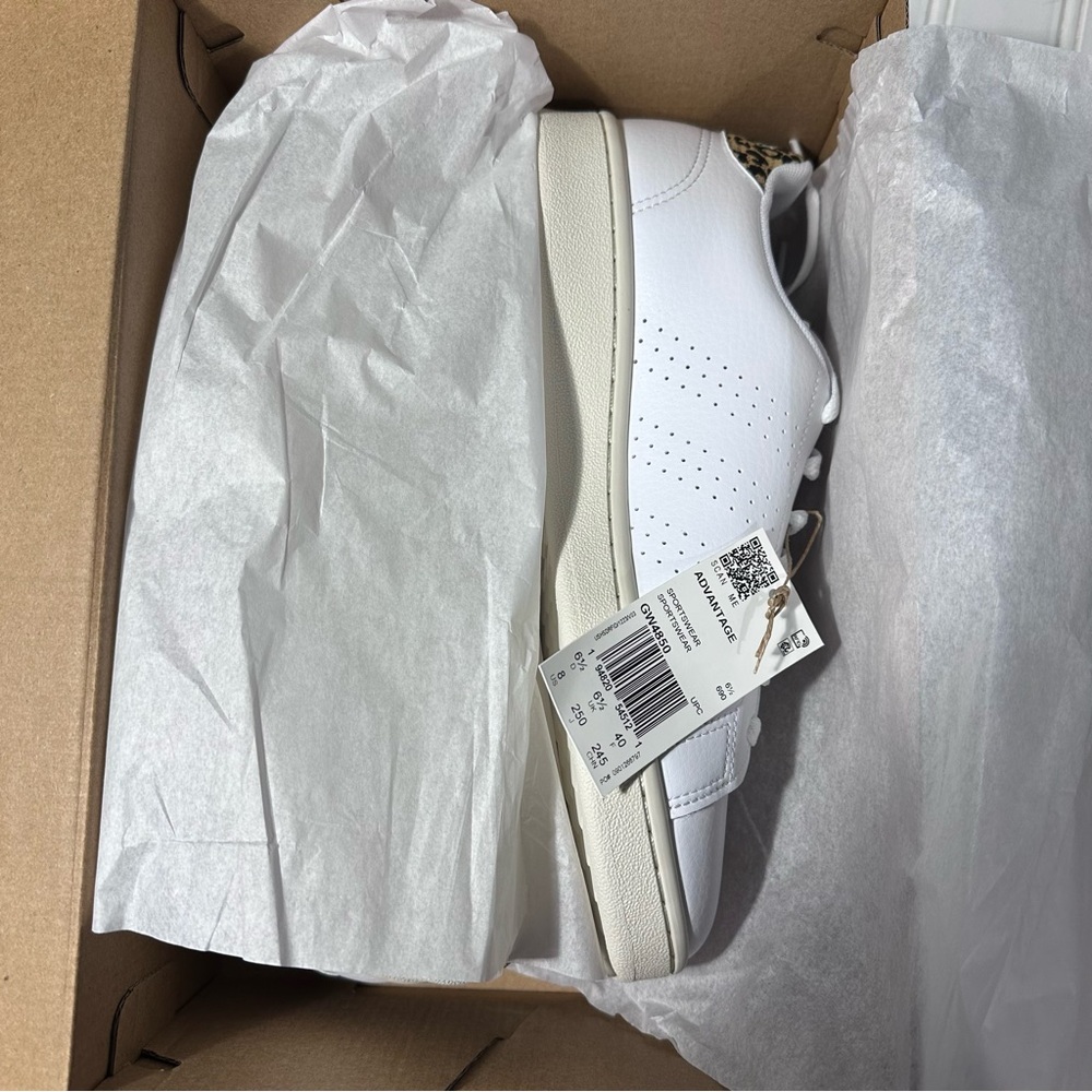 Adidas NWT Advantage shoes white & leopard print women’s 8 - Picture 6 of 8